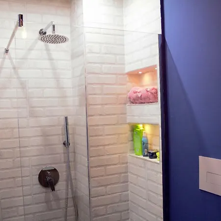 Nikki * ティラナ